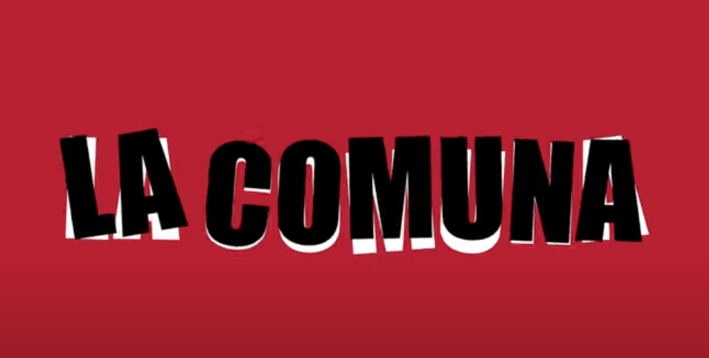 En un fondo rojo, se lee con letras negras  en mayúsculas la comuna, las letras tienen una ligera sombra color blanca